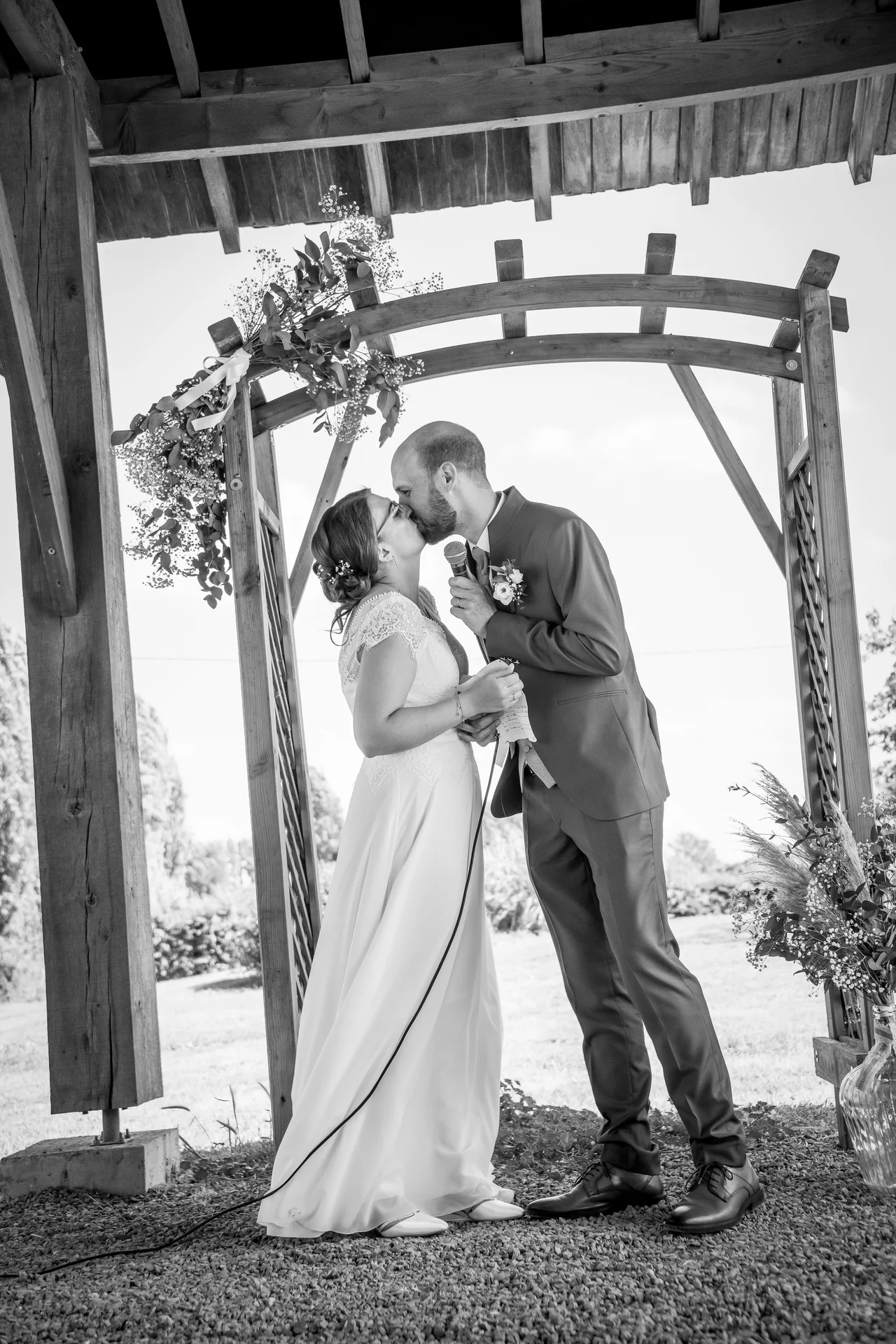 Cérémonie de mariage, échanges et regards